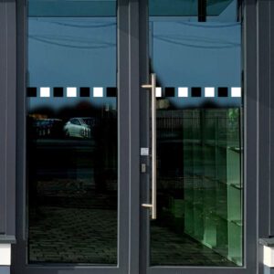 Wechselkennzeichnung schwarz-weiß Quadrate